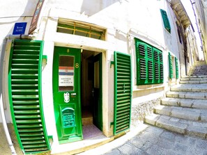 Entrada de la propiedad