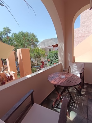 Studio for 3 people | Balcony view - Sweet Heart Studio - Apartments (Santorini)