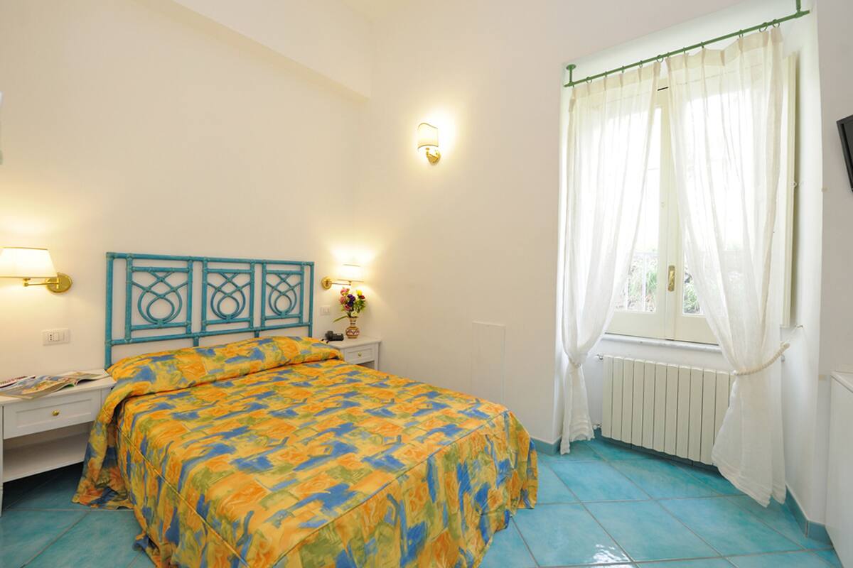 Economy Double Room | Premium bedding, memory foam beds, minibar
