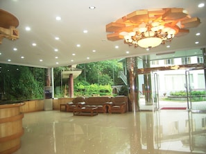 Lobby - Fengyuyan Hotel (Guilin)