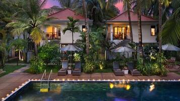 Villa with Private Pool | 1 quarto, frigobar, cofres nos quartos, individualmente decorados