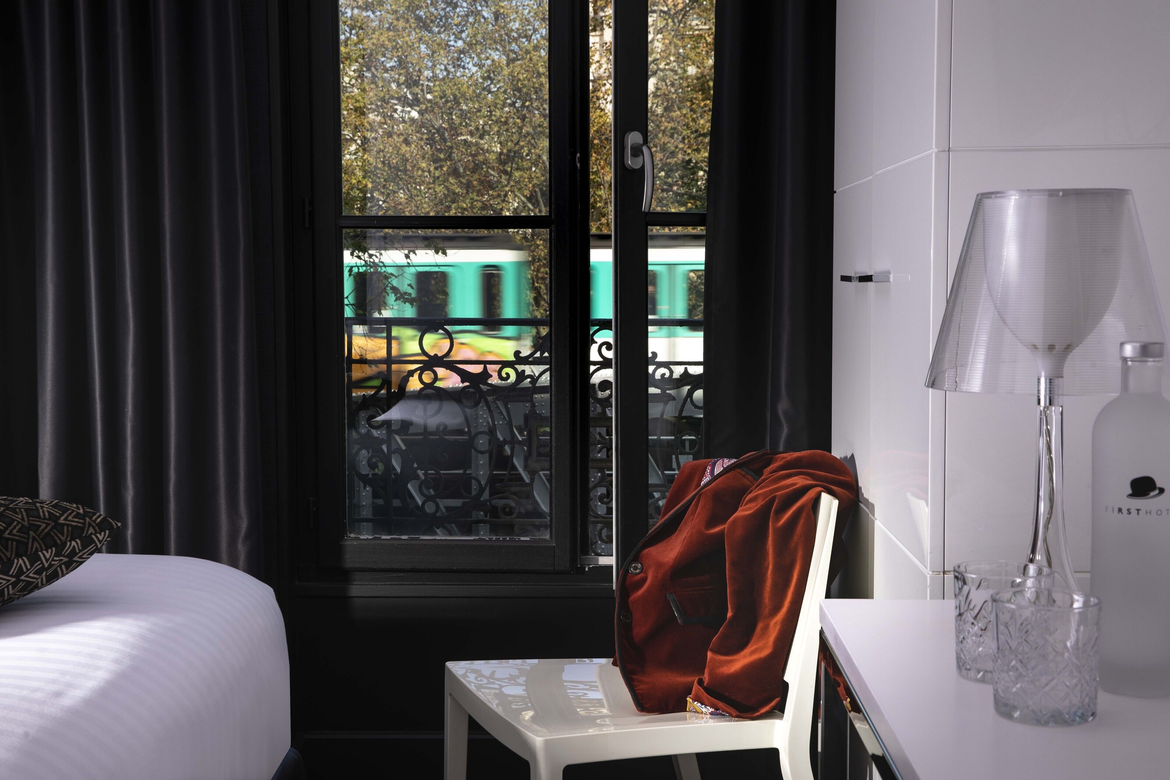 classic double room | city view