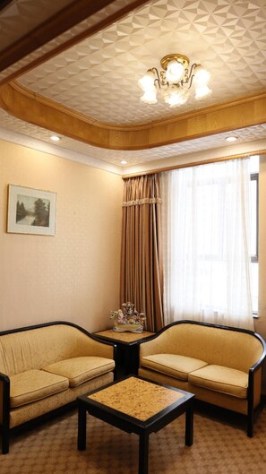 Living area - Aiqun Hotel Guangzhou (Guangzhou)