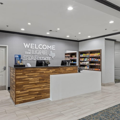 Hampton Inn & Suites Denison