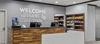 Hampton Inn & Suites Denison