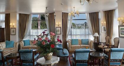 The Elgin Silver Oaks, Kalimpong