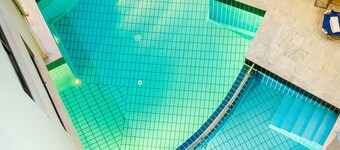 Elina Hotel Apartments