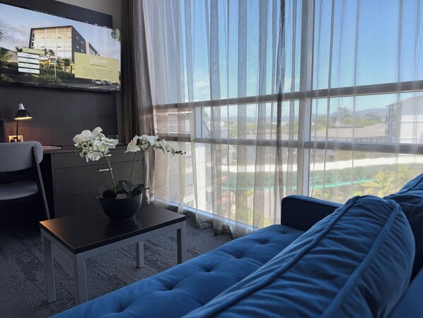 Apartment, 1 Bedroom | Living area