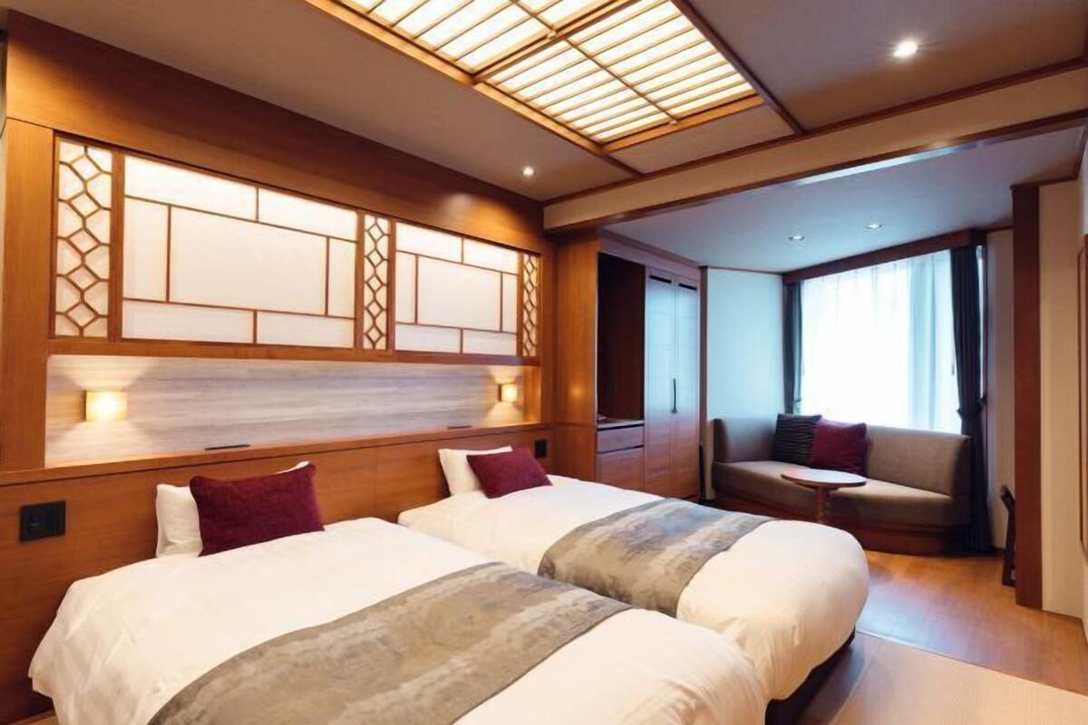 1 bedroom, in-room safe, desk, free WiFi