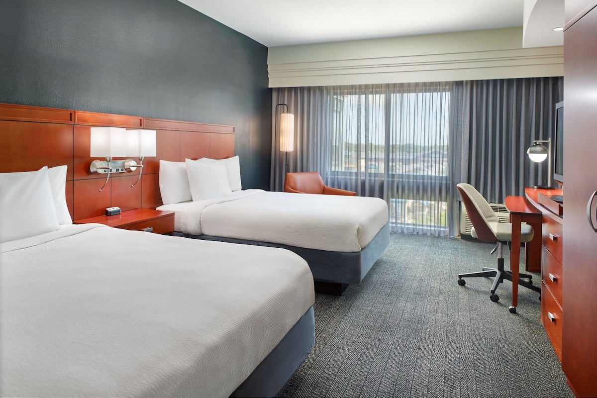 1 bedroom, in-room safe, desk, laptop workspace