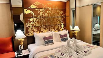 Een minibar, individueel gedecoreerd, individueel gemeubileerd