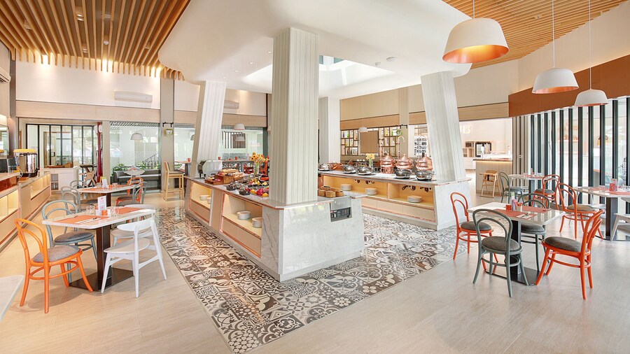 HARRIS Hotel Kuta Tuban Bali