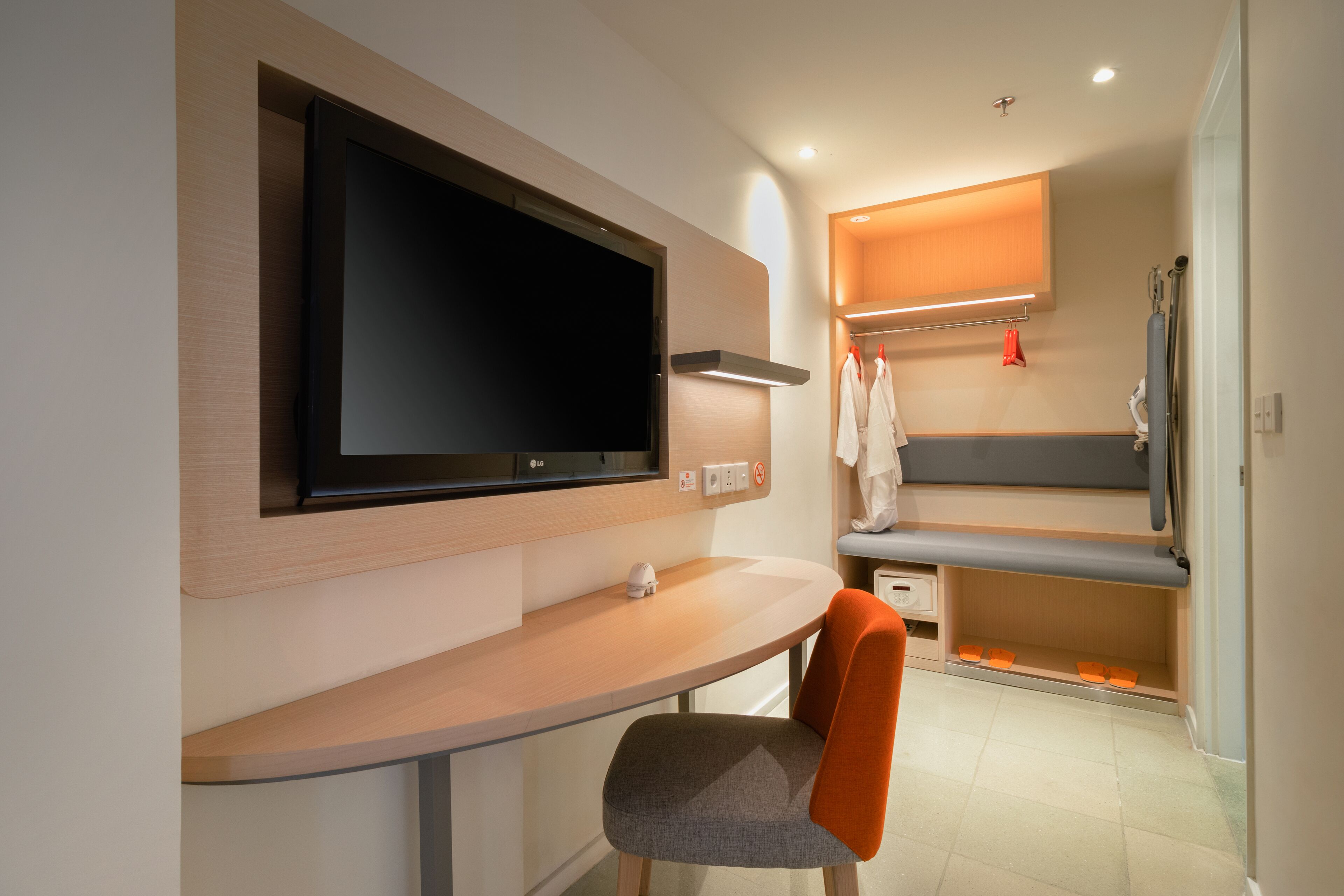 harris suite | 1 bedroom, minibar, in-room safe, desk