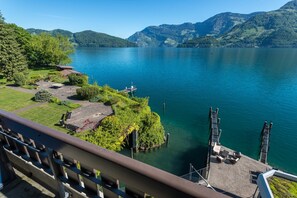 Wellness Suite mit Balkon und Seeblick | Balcony view
