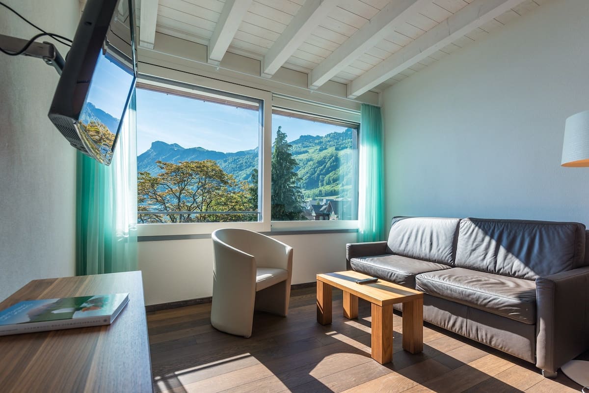 panoramic suite | living area | 20-inch flat-screen tv with digital channels, tv