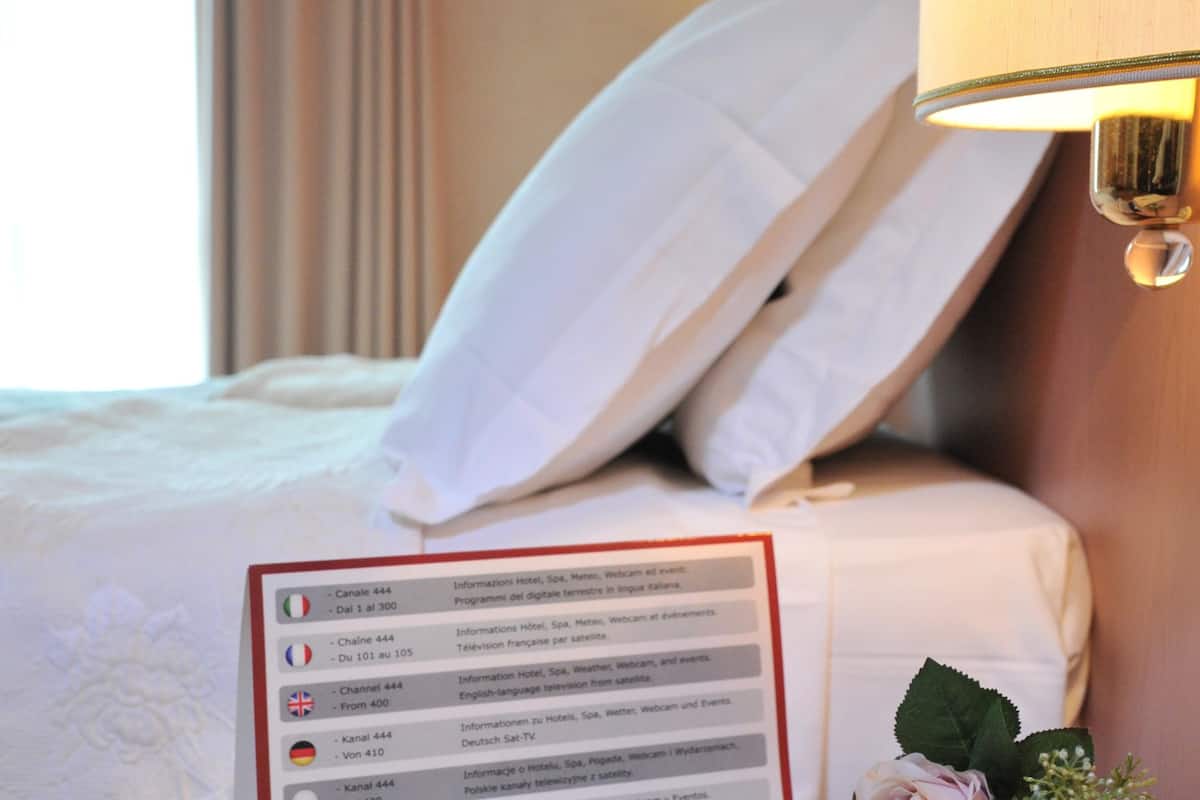 Room amenity