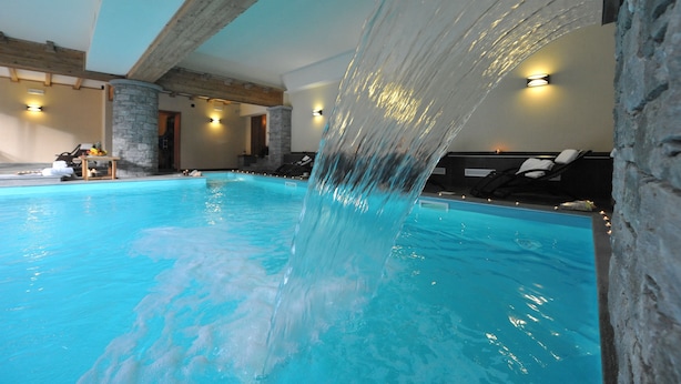 Indoor pool - Hotel la Rocca Sport & Benessere (Chatillon)