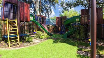 Children's play area - outdoor