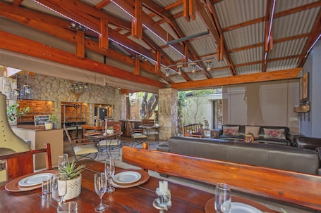 Terrace/patio. Afrique Boutique Hotel O.R. Tambo