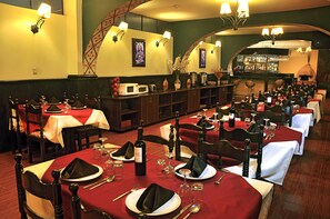 Restaurant - Casona Plaza Hotel Centro (Puno)