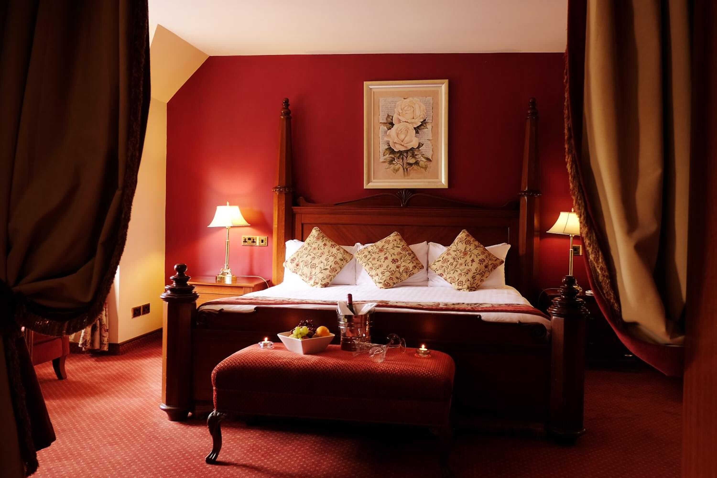 in-room safe, desk, iron/ironing board, free wifi