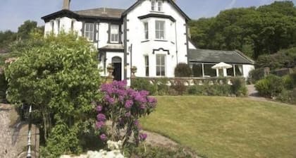Low Wood Hall Hotel