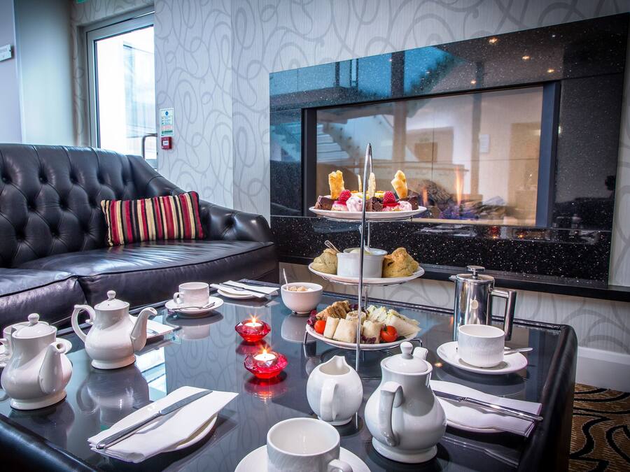 Frühstück, Mittagessen und Abendessen