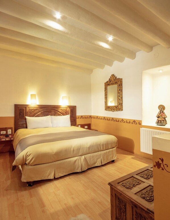 Duntäcken, värdeförvaringsskåp på rummet och individuell inredning