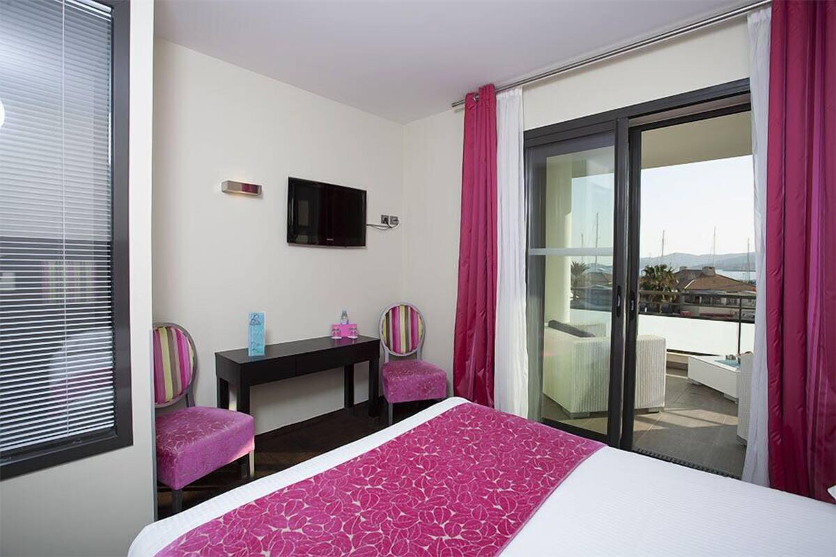 Suite Junior terrasse vue mer | Minibar, brankas, tirai kedap cahaya, dan kedap suara