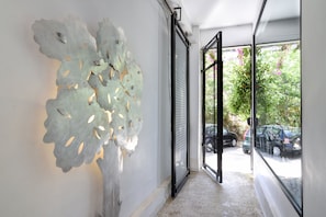 Property entrance - Athens Green Apartments (Athens)