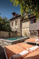 Seasonal outdoor pool, sun loungers