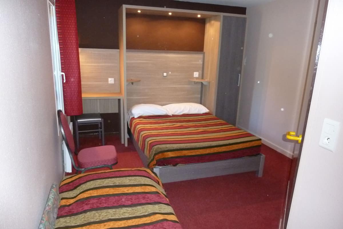 Desk, iron/ironing board, free cots/infant beds, free WiFi