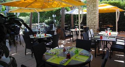 Hôtel Lou Mistralou