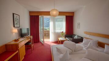 Hochwertige Bettwaren, Pillowtop-Betten, Schreibtisch