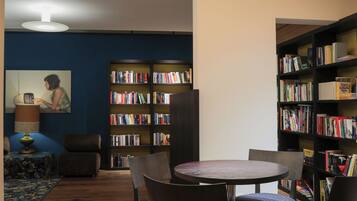 Lobby-Lounge