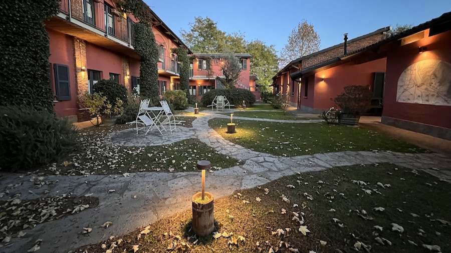 Le Serre Suites & Apartments