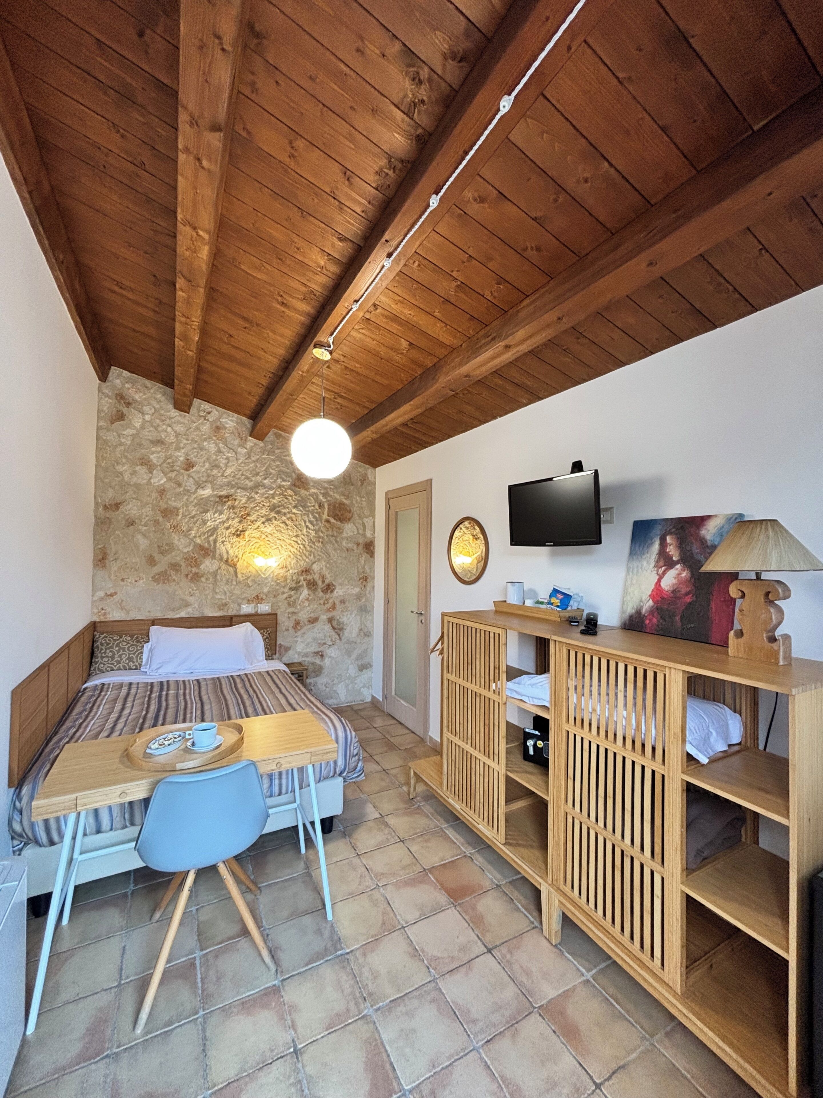 Economy Room, Ensuite, Garden View | Memory foam beds, minibar, in-room safe, desk