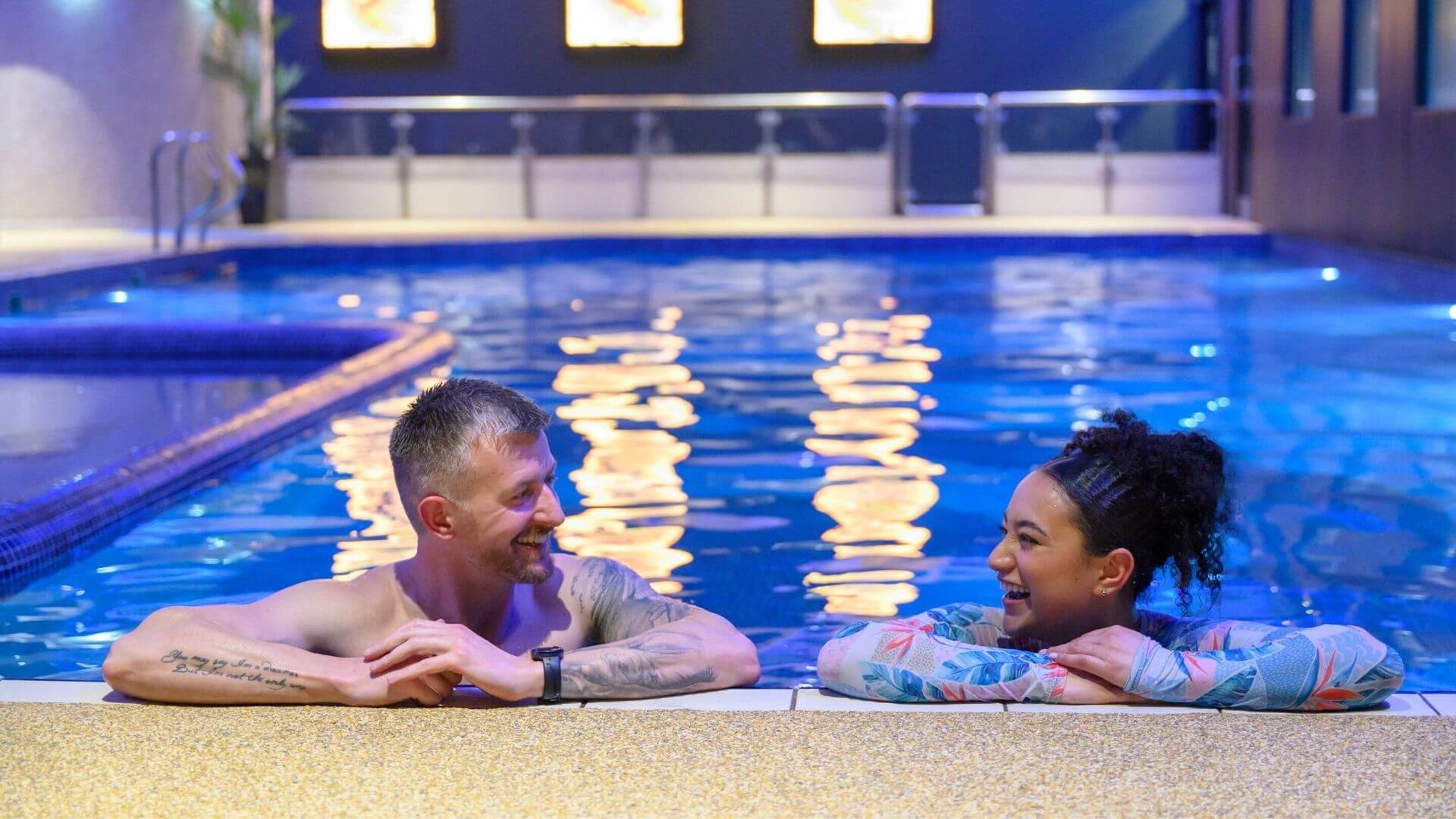 Una piscina techada