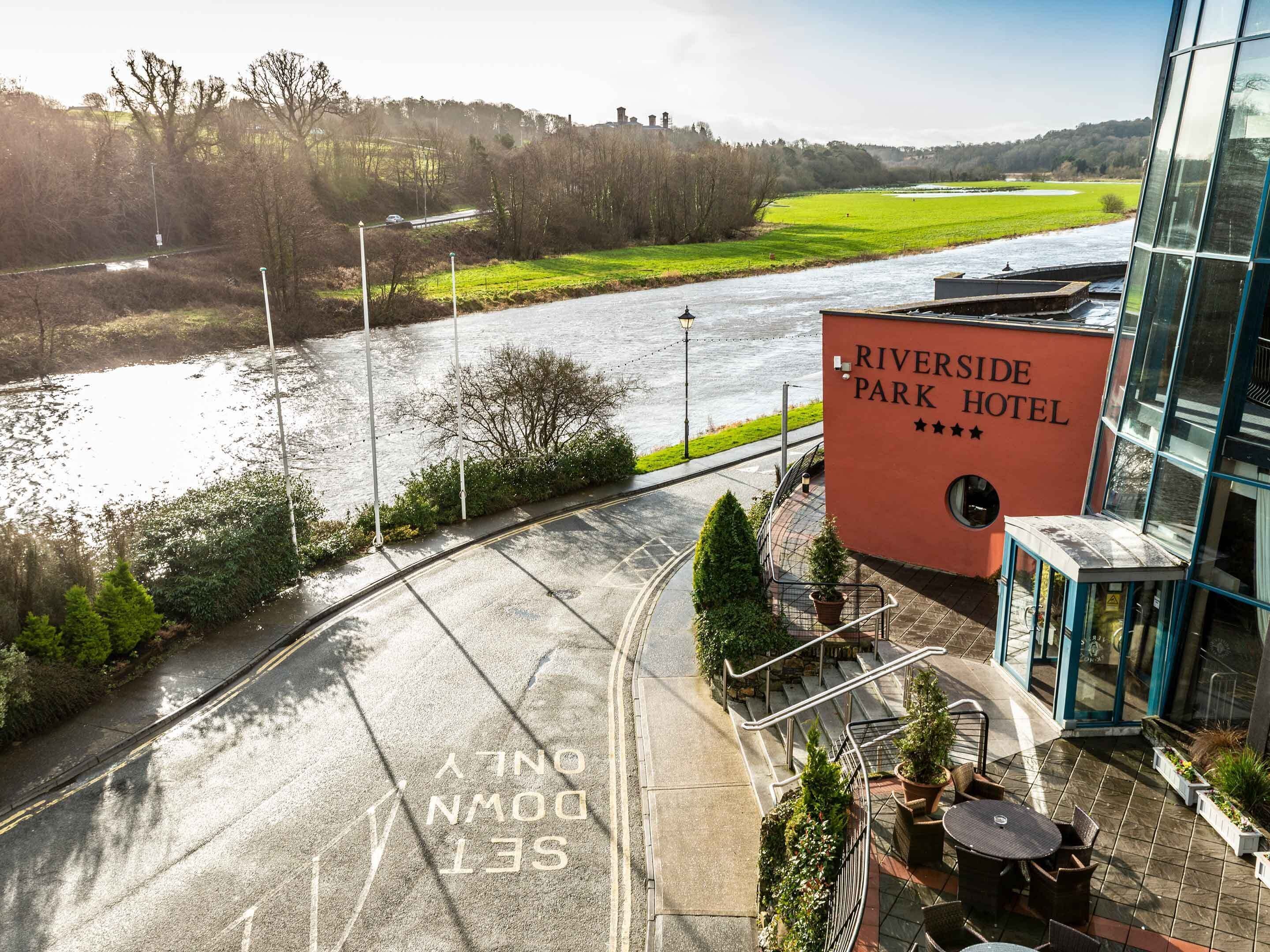 double or twin room, balcony, river view | balcony view