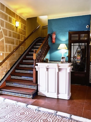 Lobby - El Caballo Blanco (Osuna)