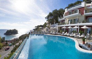 Front of property - Irida Parga (Parga)