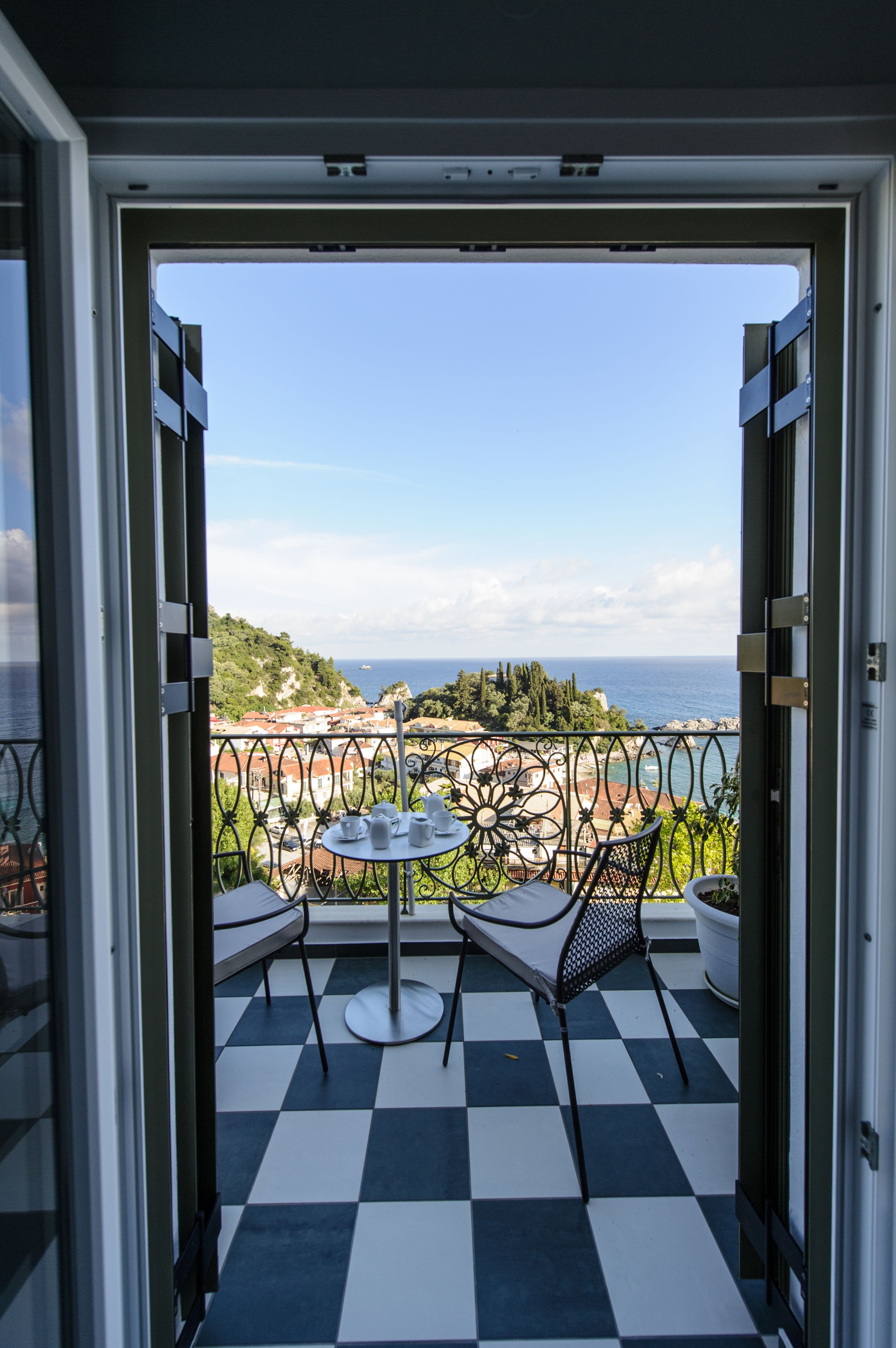 Honeymoon suite, bubbelbad, uitzicht op zee | Kameruitzicht