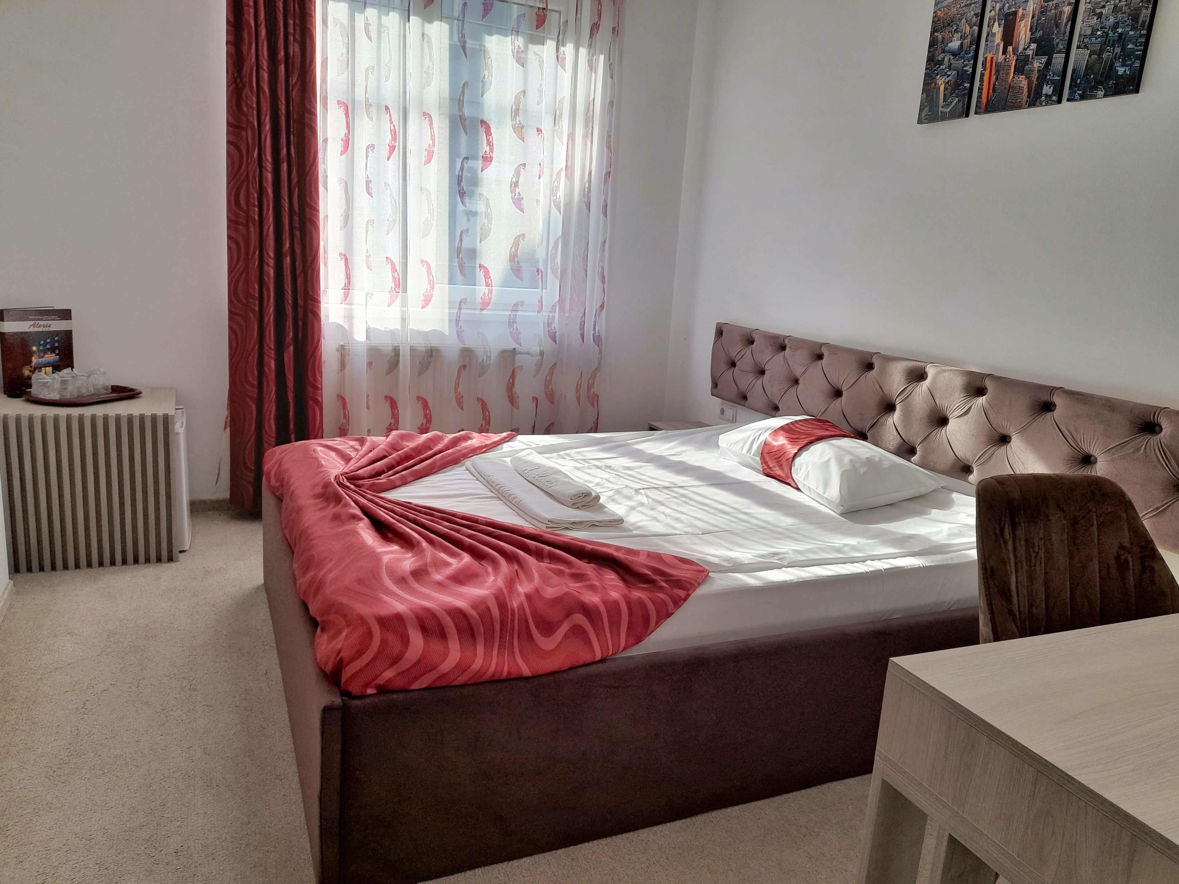 Select Comfort beds, minibar, in-room safe, desk
