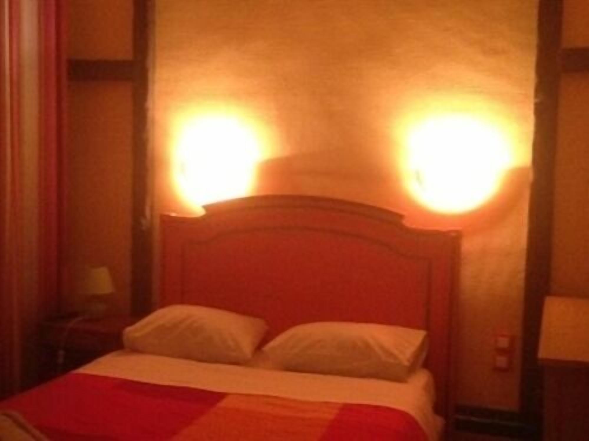 Standard Double Room Private Bathroom (Sisley)