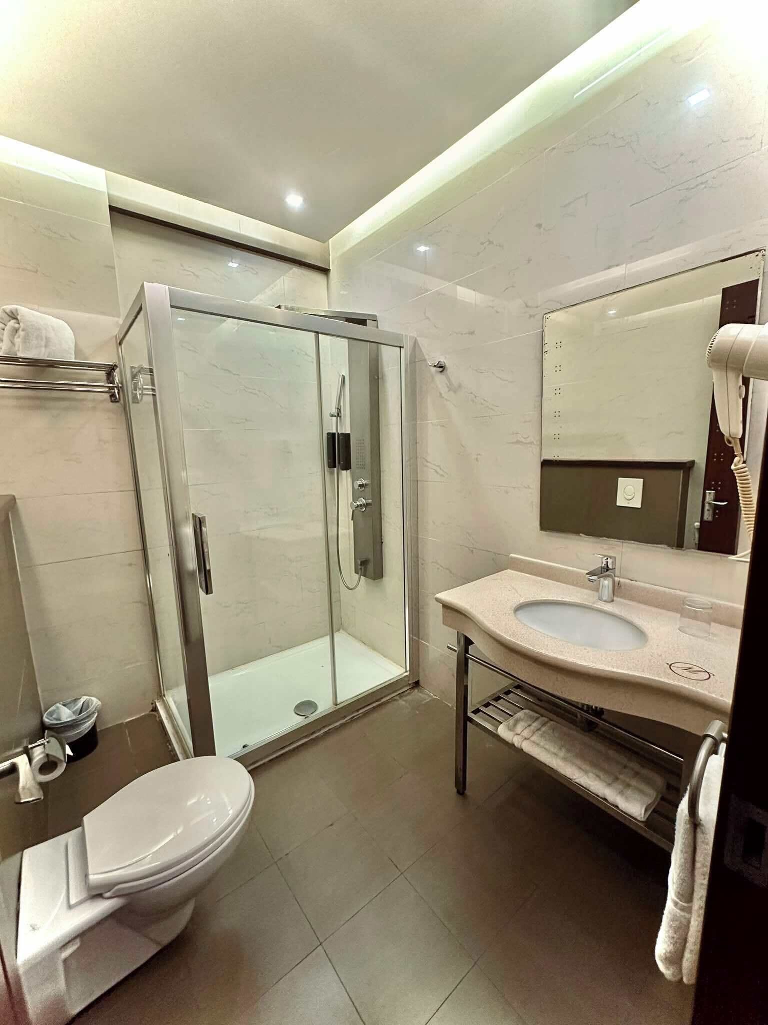 shower, free toiletries, hair dryer, bathrobes