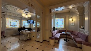 Bar (on property) - Hotel Rezia (Bormio)