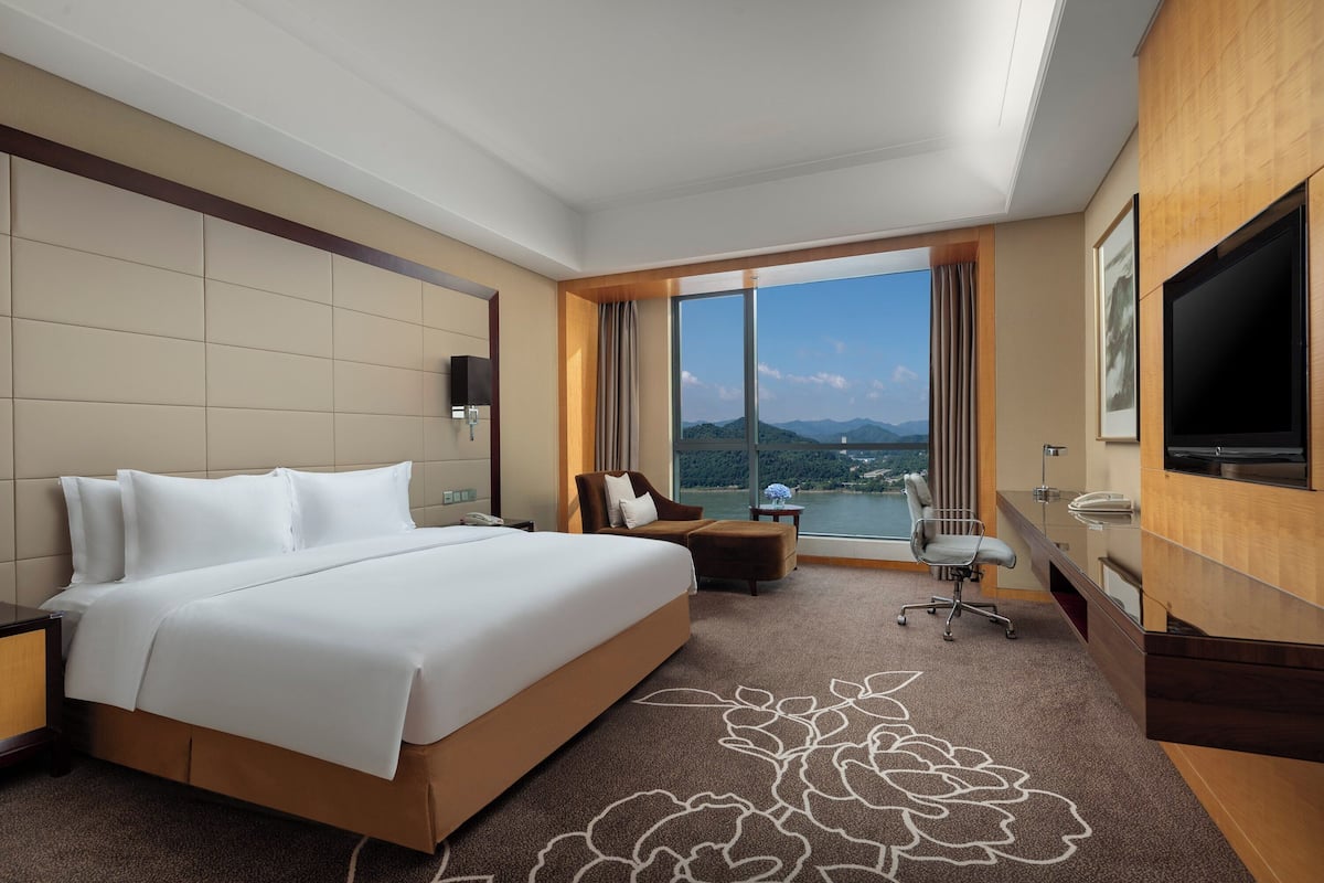 Couette en duvet d'oie, minibar, coffres-forts dans les chambres