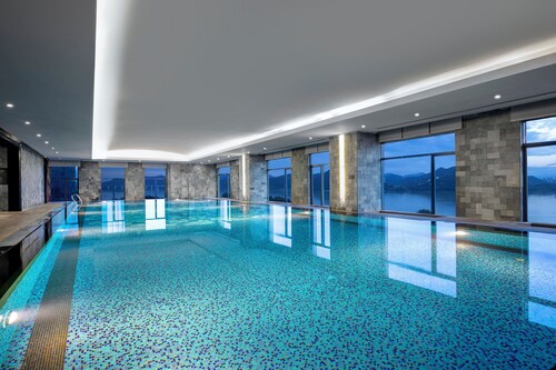 Crowne Plaza Yichang by IHG