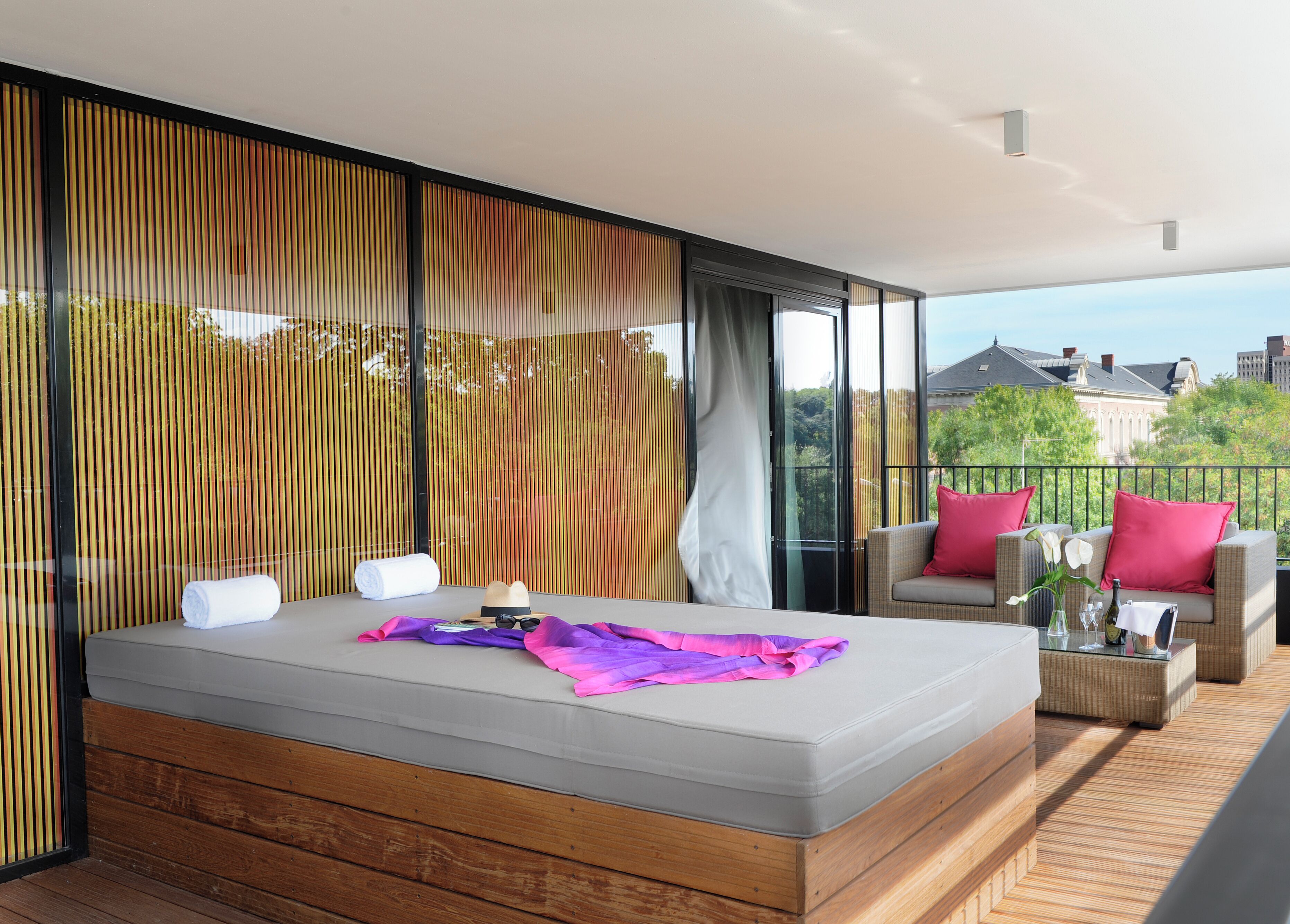 suite, terrace | terrace/patio