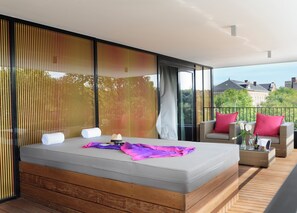 Suite, Terrace | Terrace/patio - Radisson Blu Hotel, Montpellier (Montpellier)